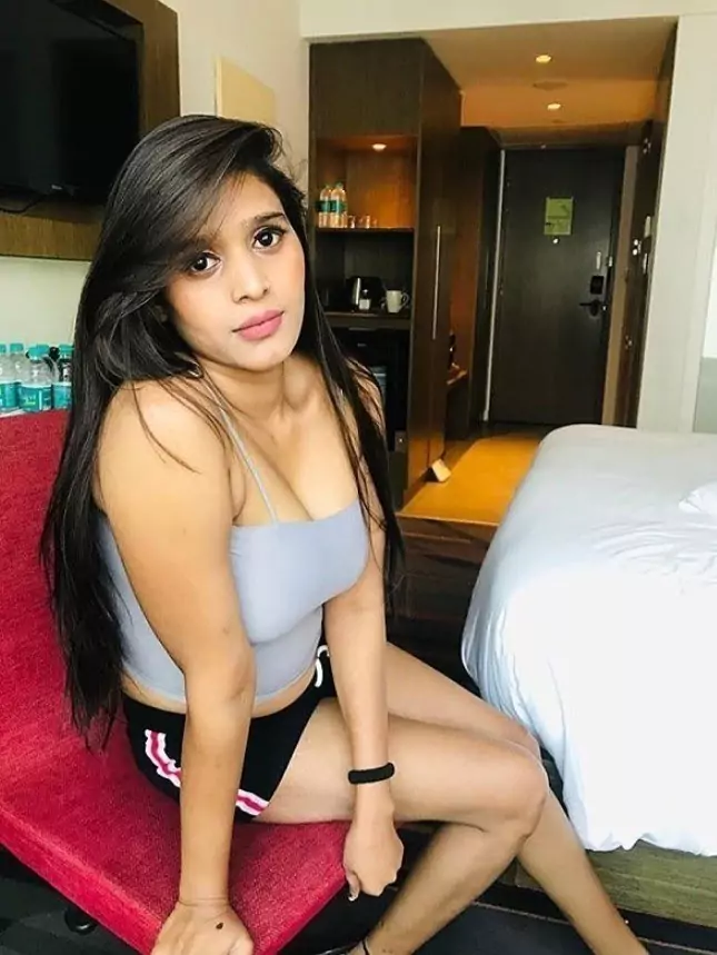 कॉल गर्ल्स सर्विस  आलंगुड़ी